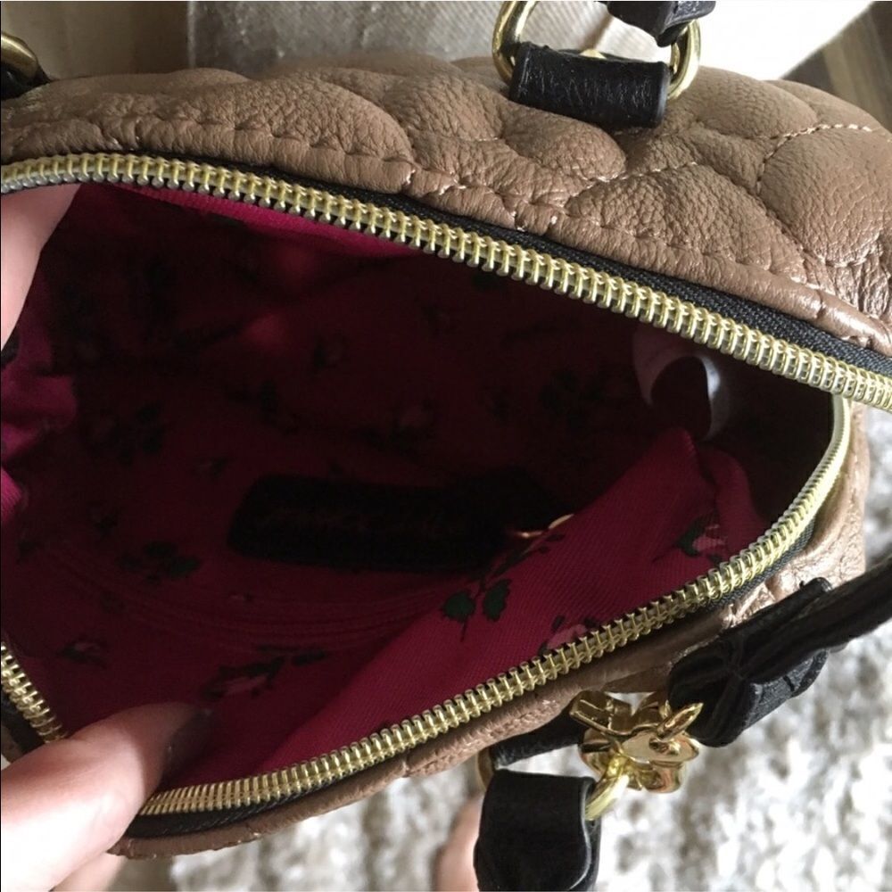 PUFF HEART Purse!!  - Picture 5 of 8